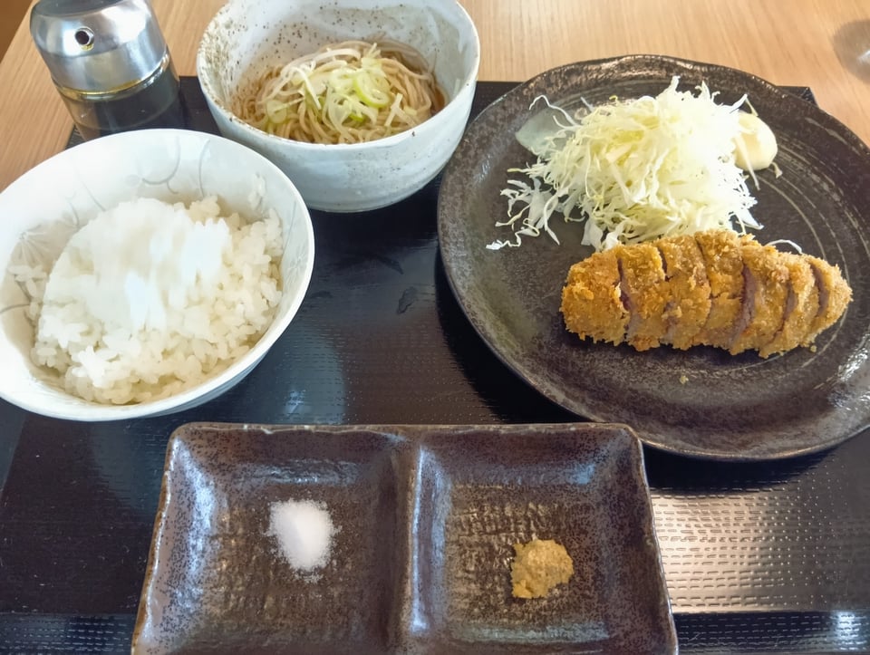 牛カツ定食