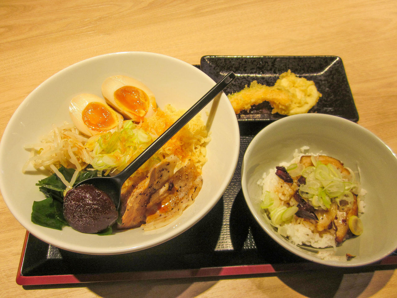 「うどん処　麺将」様