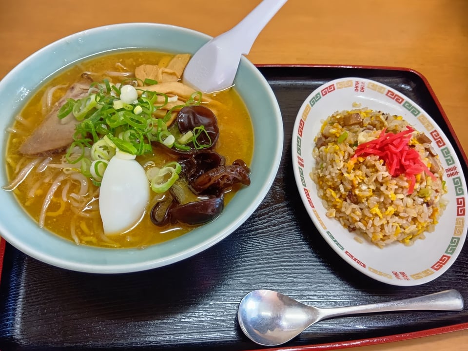 半チャーみそラーメンセット