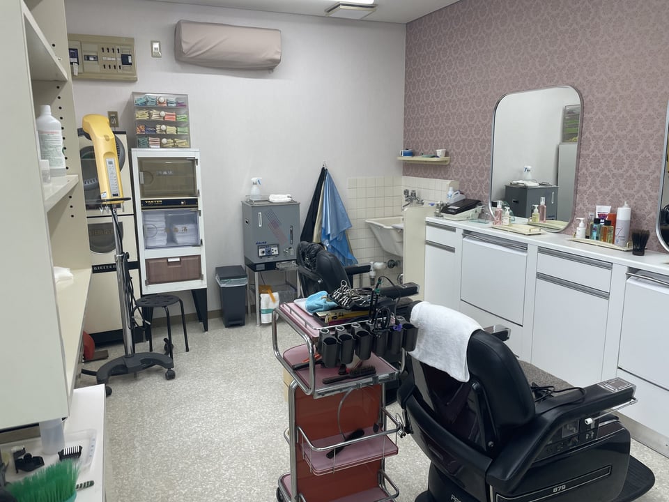 ヘアーサロンモード店舗内